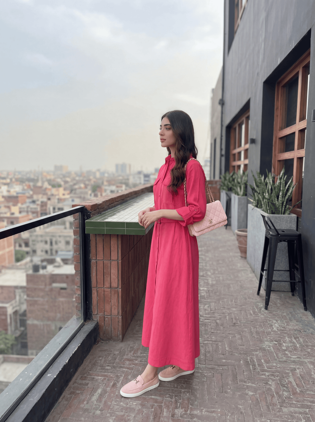 Button-down shirt dress with a relaxed, flowy silhouette