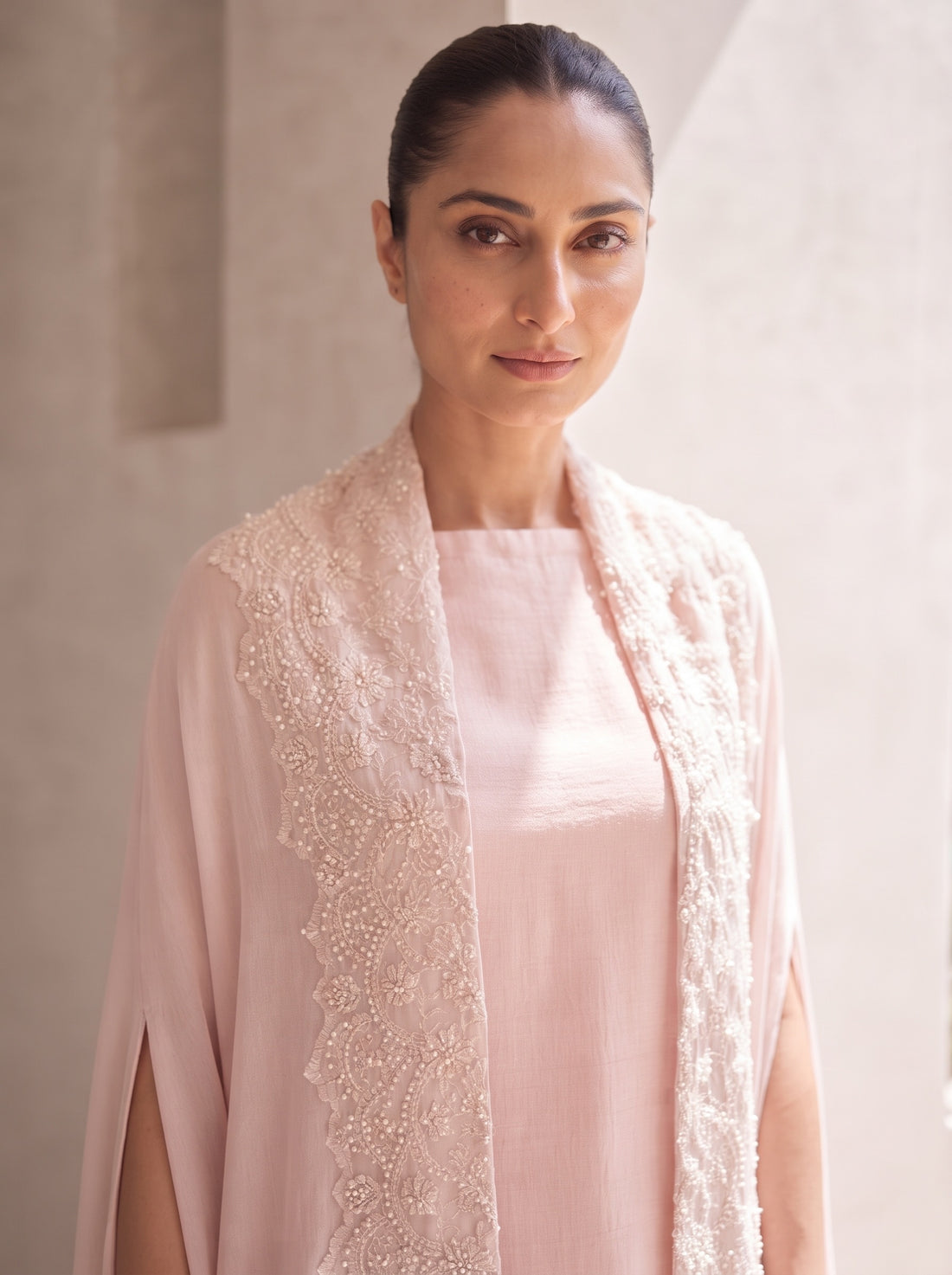 Pearl grace cape Set