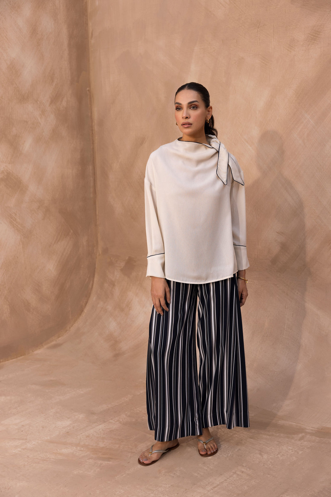 Wide Leg Pants with Side Pleats