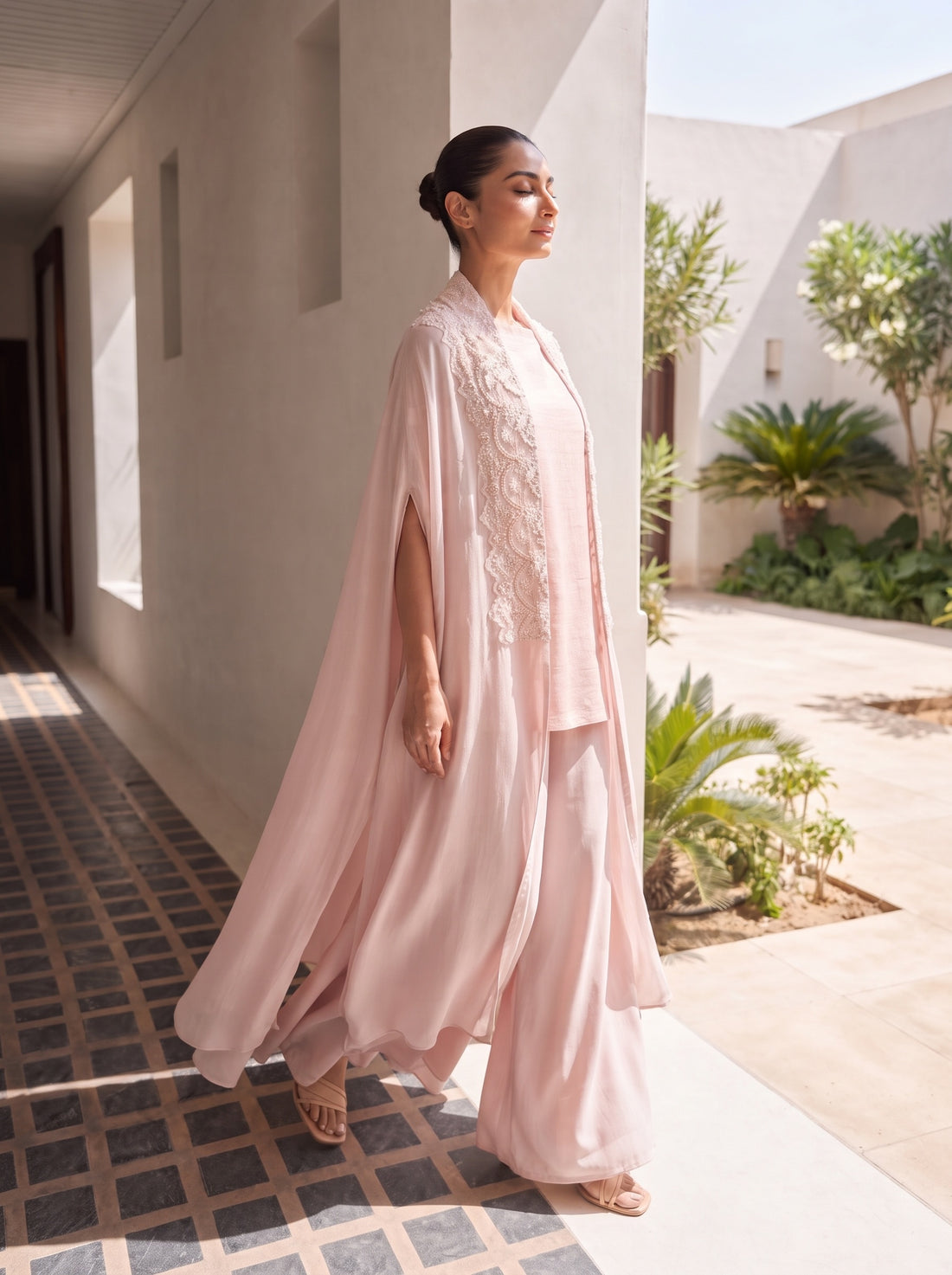 Pearl grace cape Set
