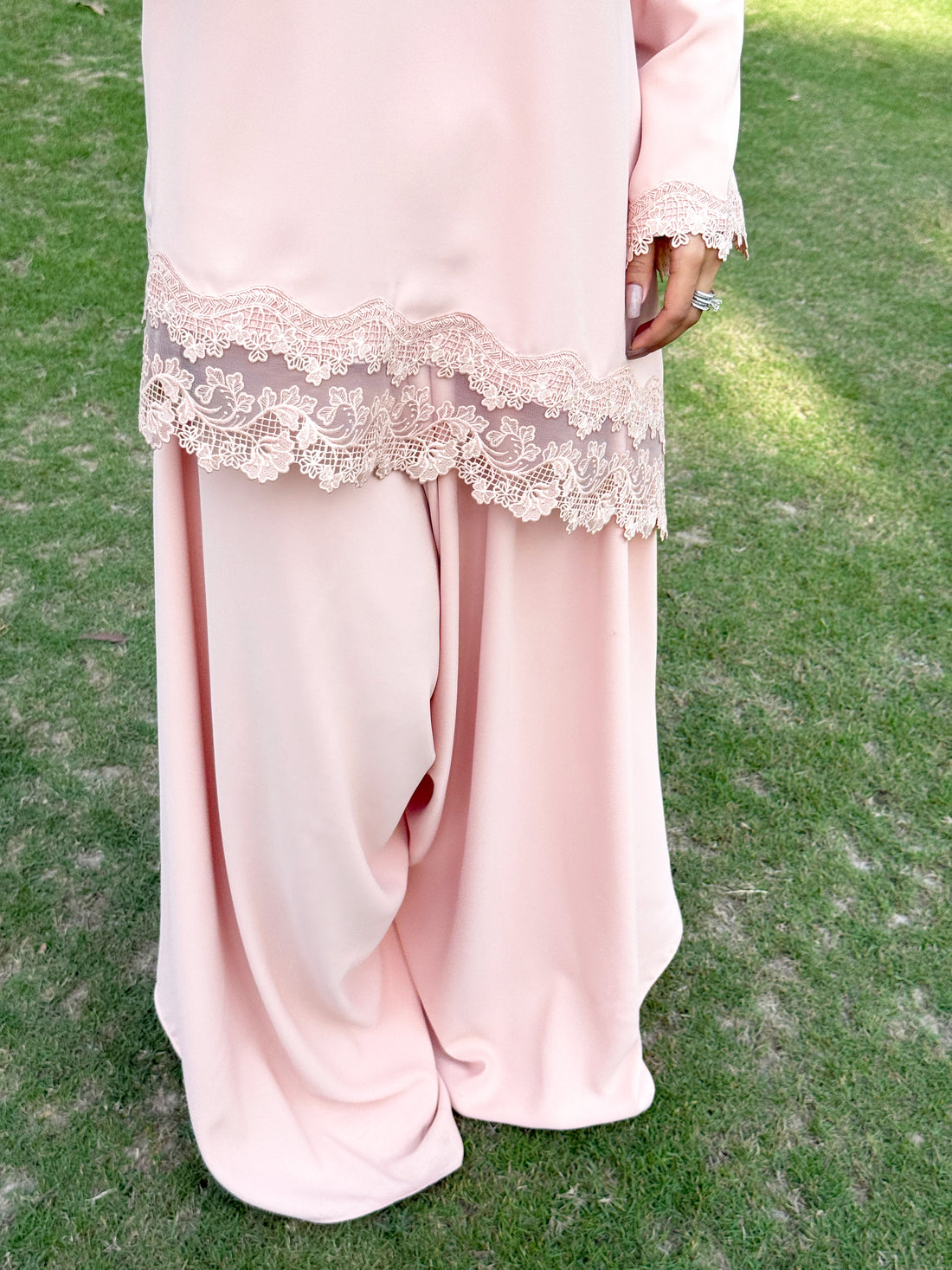 Soft bloom 2 piece