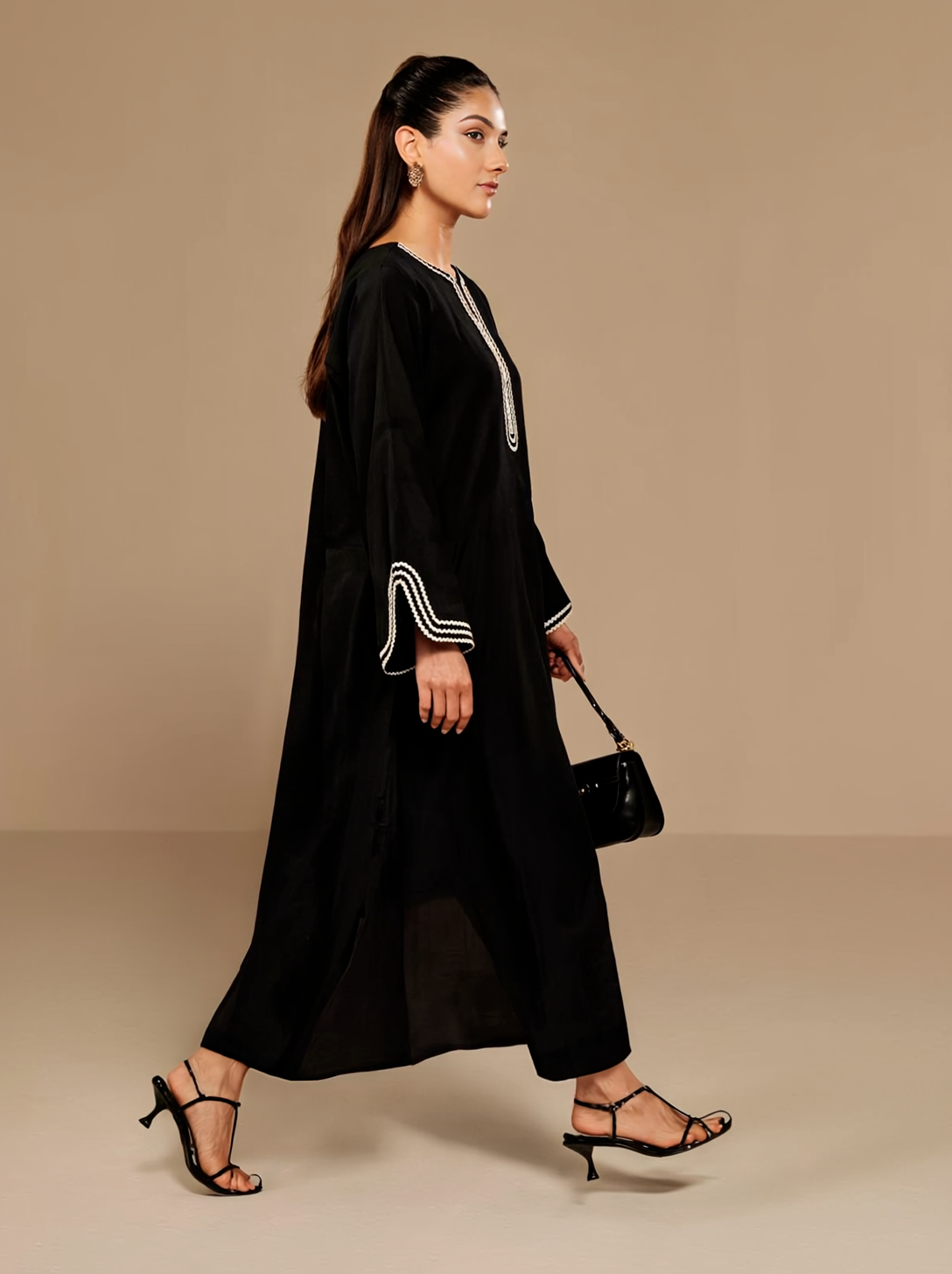 Monochrome Kaftan