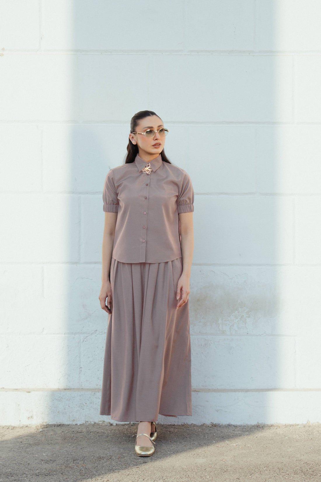 Short box shirt with skirt
