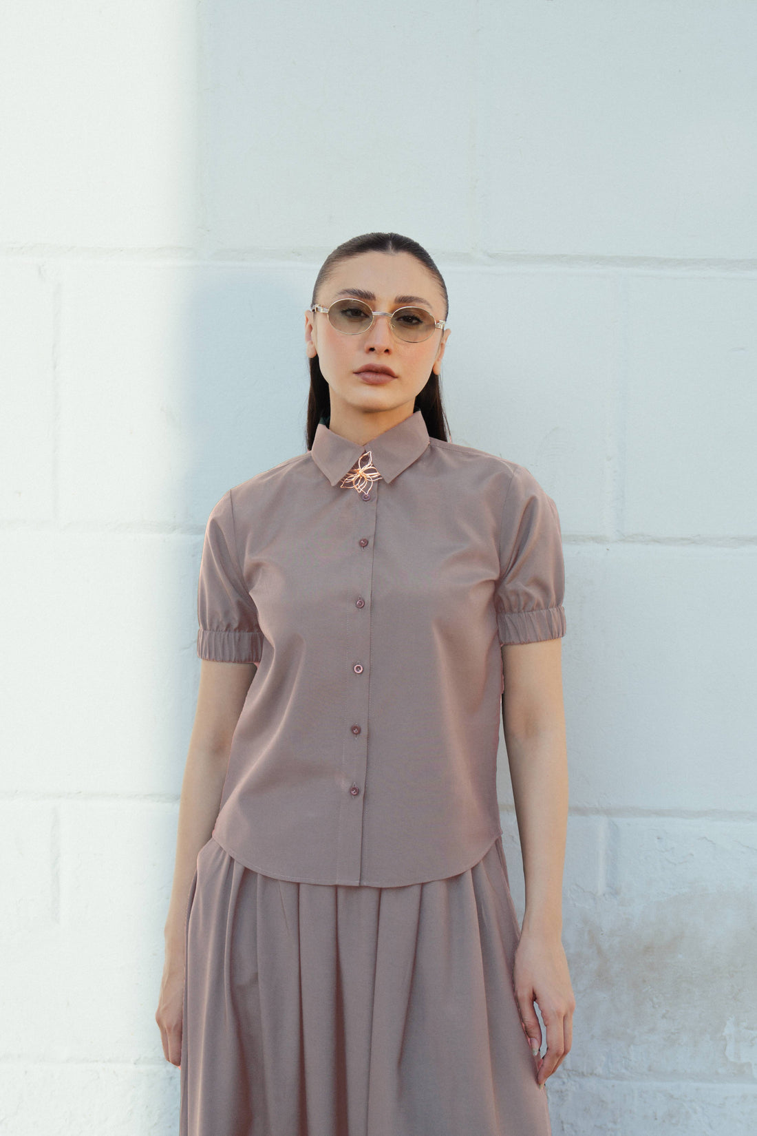 Short box shirt with skirt