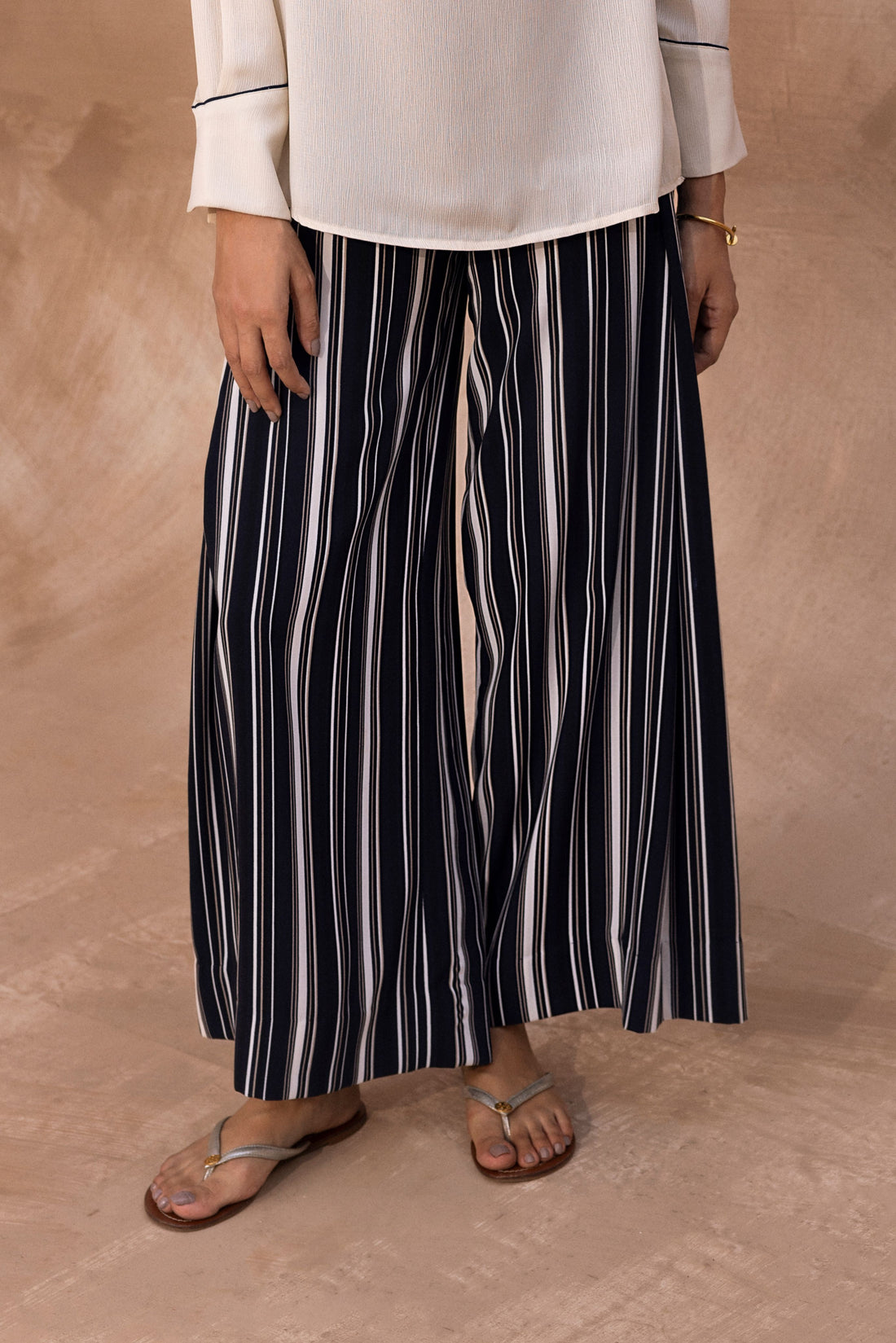 Wide Leg Pants with Side Pleats